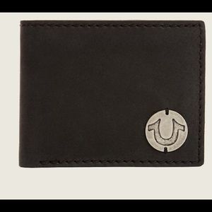 Men Brand new True Religion wallet✨